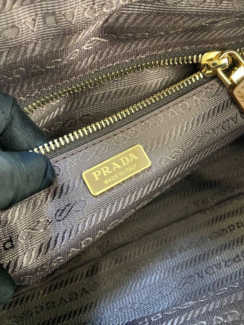 Pra*a top handle bags